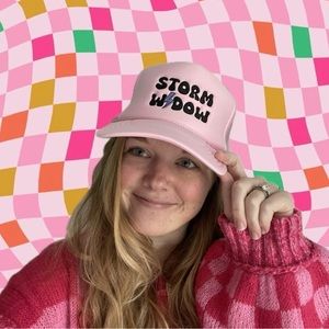 STORM WIDOW Linewife Pink Trucker Hat